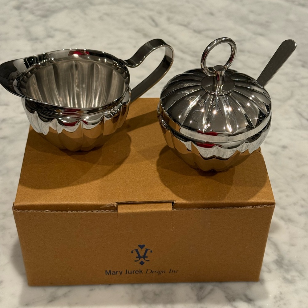 Mary Jurek Stainless Steel Fluted Creamer and Covered Sugar with Spoon. New!